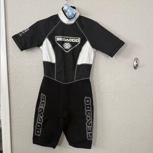 Sea-Doo Women's Black and White Swim Rashguard Wetsuit Perf Shorty